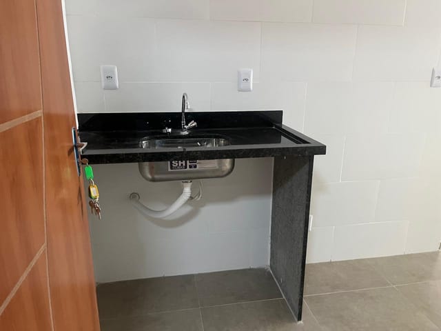 Kitnet 1 quarto e 1 banheiro, para alugar, no bairro Alto da Serra em Petrópolis