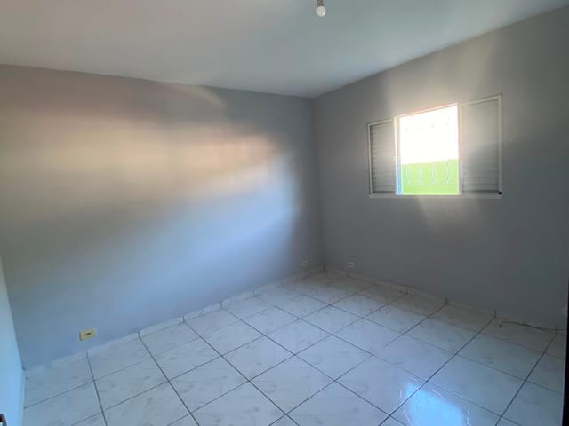 Kitnet 1 quarto e 1 banheiro, para alugar, no bairro Centro em Extrema