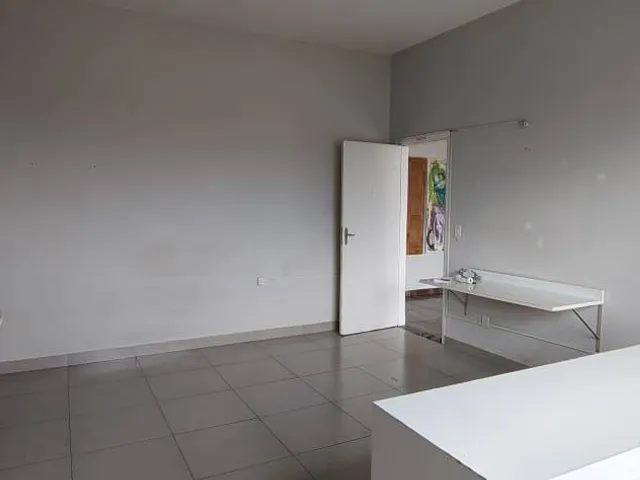 Kitnet 1 quarto e 1 banheiro, para alugar, no bairro Centro em São João da Boa Vista