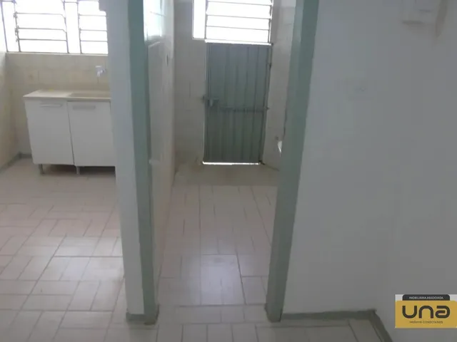 Apartamento 1 quarto e 1 banheiro, para alugar, no bairro JARDIM BOTANICO em Curitiba
