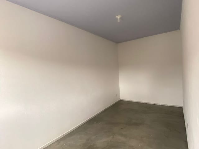 Kitnet 1 quarto e 1 banheiro, para alugar, no bairro Centro em Extrema