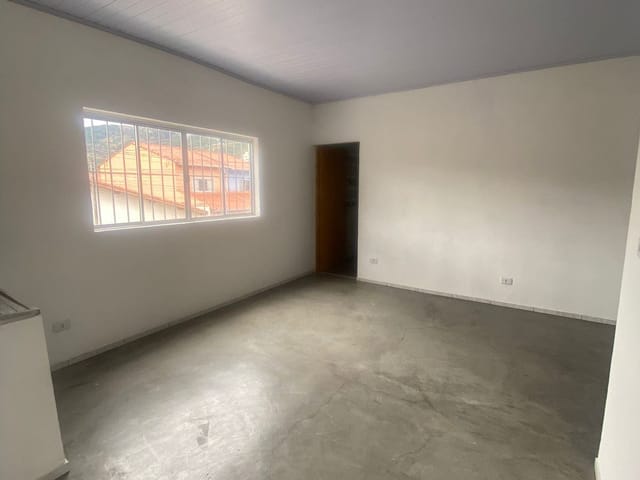 Kitnet 1 quarto e 1 banheiro, para alugar, no bairro Centro em Extrema