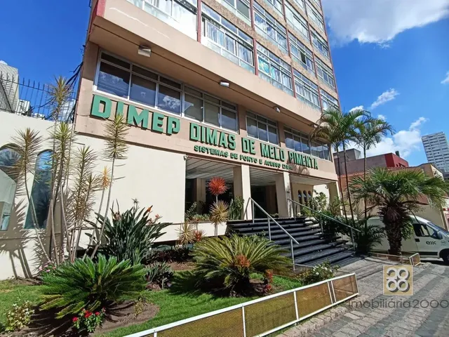 Kitnet para alugar, no bairro Centro em Curitiba
