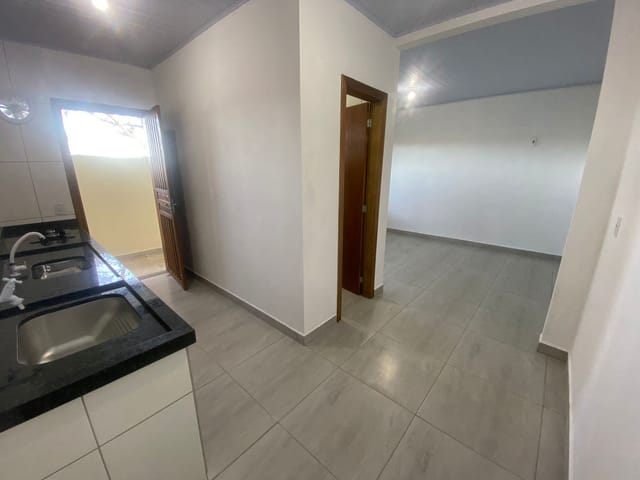 Kitnet 1 quarto e 1 banheiro, para alugar, no bairro Santa Regina em Itajaí