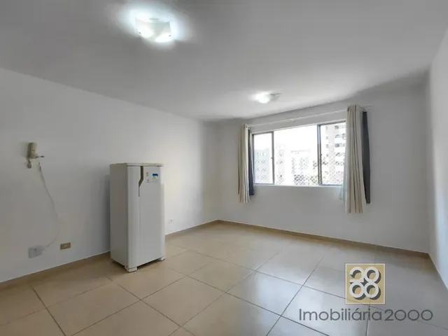 Kitnet para alugar, no bairro Centro em Curitiba