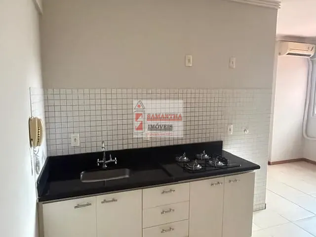 Kitnet 1 quarto e 1 banheiro, para alugar, no bairro Asa Norte em Brasília