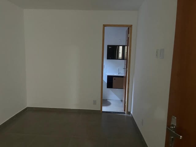 Kitnet 1 quarto e 1 banheiro, para alugar, no bairro Alto da Serra em Petrópolis