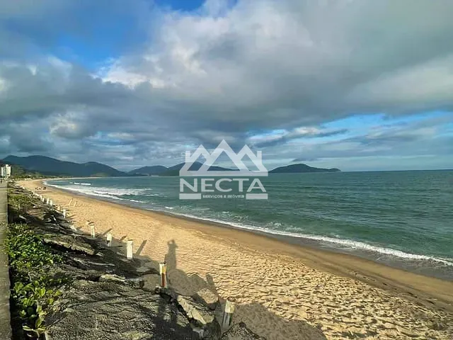 Kitnet com 25m² 1 quarto e 1 banheiro, à venda, no bairro Balneário Gardem Mar em Caraguatatuba