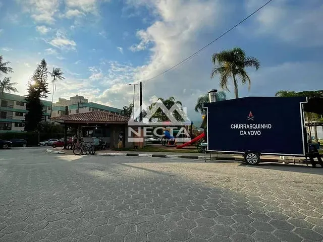 Kitnet com 25m² 1 quarto e 1 banheiro, à venda, no bairro Balneário Gardem Mar em Caraguatatuba