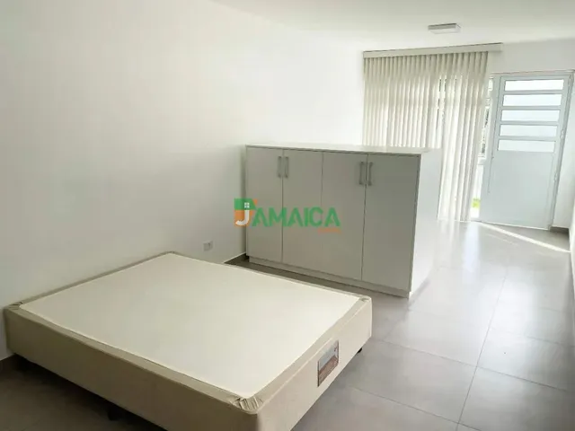 Kitnet 1 quarto e 1 banheiro, para alugar, no bairro GUABIROTUBA em Curitiba