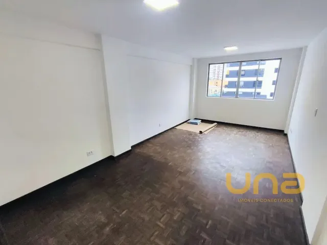 Kitnet 1 quarto e 1 banheiro, para alugar, no bairro CENTRO em Curitiba