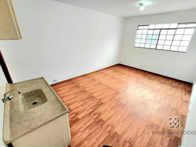 Kitnet para alugar, no bairro Fanny em Curitiba