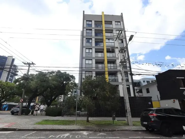 Kitnet 1 quarto e 1 banheiro, à venda, no bairro Mercês em Curitiba