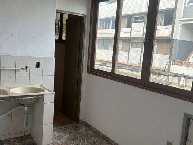 Kitnet 1 quarto e 1 banheiro, para alugar, no bairro Vila Domingos Lopes em Cataguases