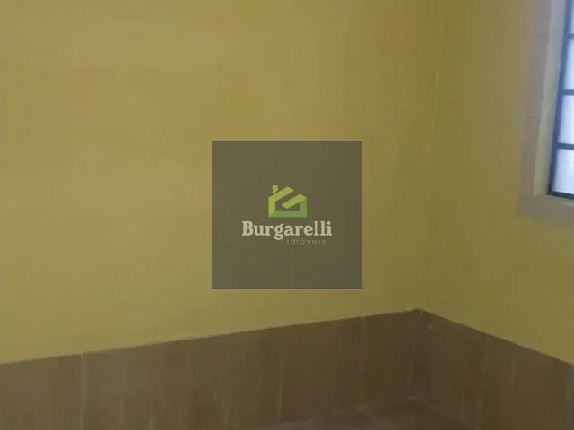 Kitnet 1 quarto e 1 banheiro, para alugar, no bairro Centro em Lavras