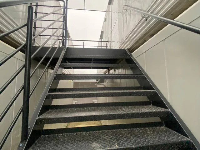 Kitnet 1 quarto e 1 banheiro, para alugar, no bairro Espinheiros em Itajaí