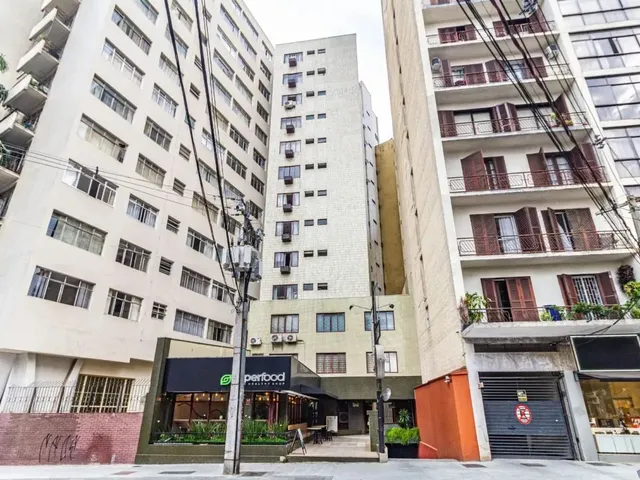 Kitnet 1 quarto e 1 banheiro, para alugar, no bairro Centro em Curitiba