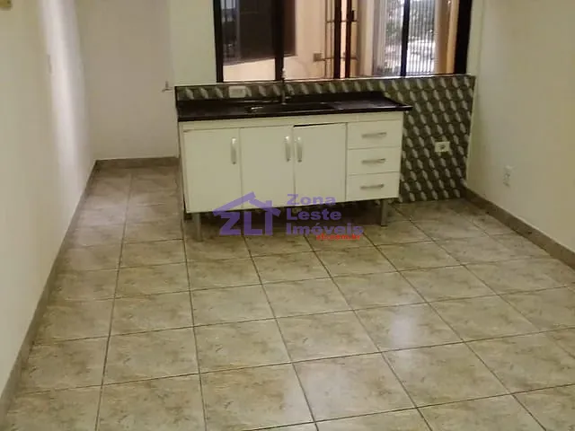 Kitnet com 25m² 1 quarto e 1 banheiro, para alugar, no bairro Jardim Vila Formosa em São Paulo