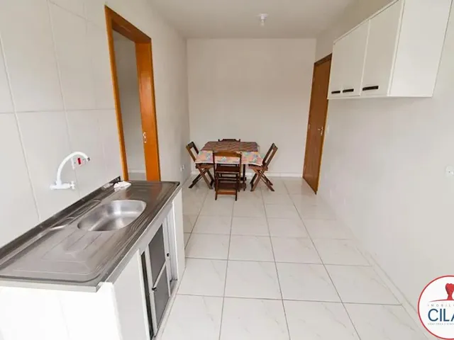 Kitnet 1 quarto e 1 banheiro, para alugar, no bairro Capão Raso em Curitiba