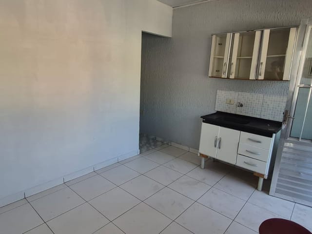 Kitnet 1 quarto e 1 banheiro, para alugar, no bairro Conjunto Promorar Raposo Tavares em São Paulo