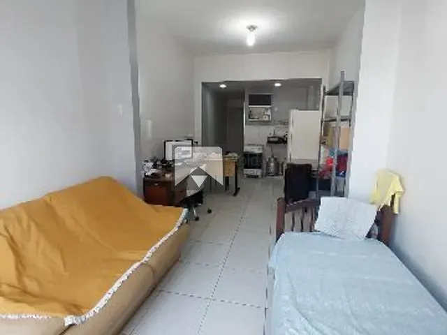 Kitnet 1 quarto e 1 banheiro, à venda, no bairro Centro em Niterói