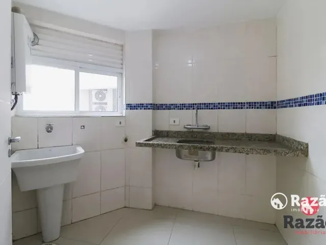 Kitnet 1 quarto e 1 banheiro, para alugar, no bairro Cristo Rei em Curitiba