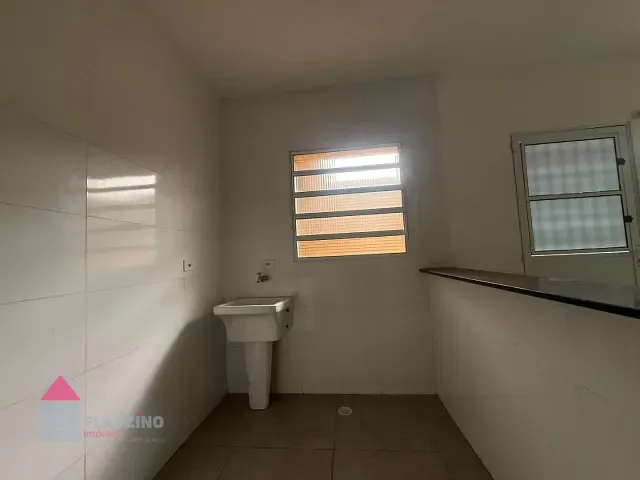 Kitnet com 35m² 1 quarto e 1 banheiro, para alugar, no bairro Jardim Iracema em São Paulo