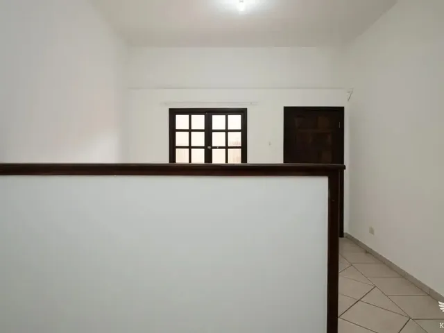 Kitnet 2 quartos e 1 banheiro, para alugar, no bairro Santa Felicidade em Curitiba