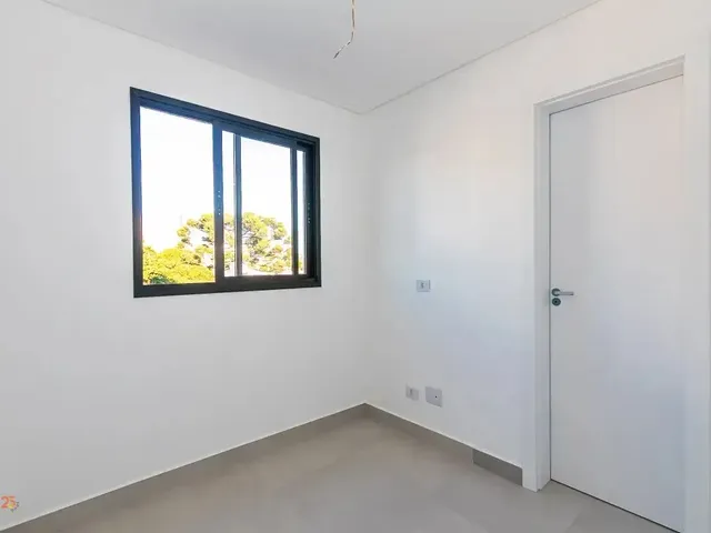 Apartamento 1 quarto e 1 banheiro, à venda, no bairro Cajuru em Curitiba