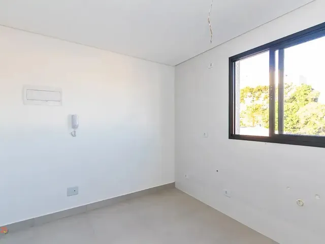 Apartamento 1 quarto e 1 banheiro, à venda, no bairro Cajuru em Curitiba