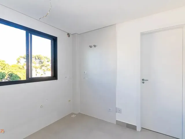 Apartamento 1 quarto e 1 banheiro, à venda, no bairro Cajuru em Curitiba