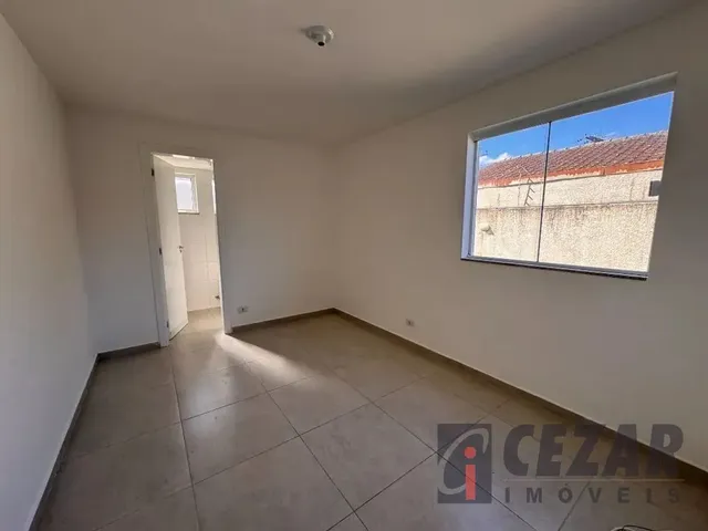 Kitnet 1 quarto e 1 banheiro, para alugar, no bairro Bacacheri em Curitiba