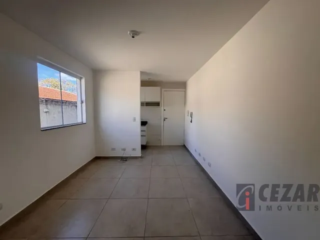 Kitnet 1 quarto e 1 banheiro, para alugar, no bairro Bacacheri em Curitiba