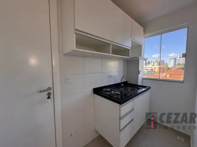Kitnet 1 quarto e 1 banheiro, para alugar, no bairro Bacacheri em Curitiba