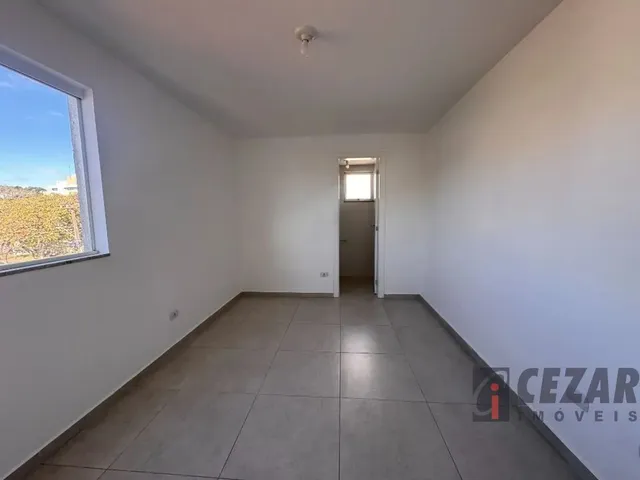 Kitnet 1 quarto e 1 banheiro, para alugar, no bairro Bacacheri em Curitiba
