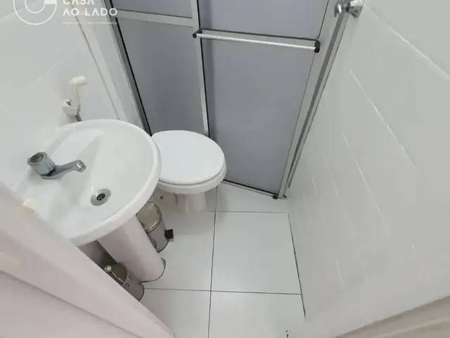 Kitnet 1 quarto e 1 banheiro, para alugar, no bairro Batel em Curitiba