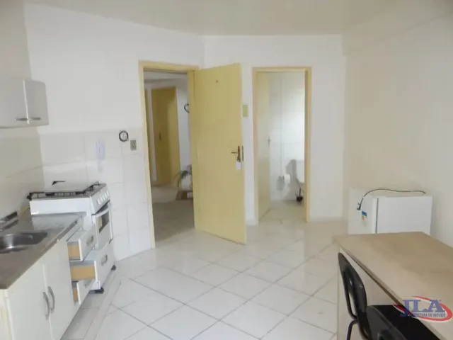 Kitnet 1 quarto e 1 banheiro, para alugar, no bairro Santa Cândida em Curitiba