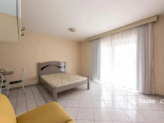 Kitnet 1 quarto e 1 banheiro, para alugar, no bairro Centro em Curitiba