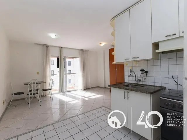 Kitnet 1 quarto e 1 banheiro, para alugar, no bairro Centro em Curitiba