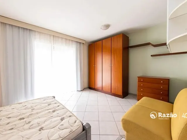 Kitnet 1 quarto e 1 banheiro, para alugar, no bairro Centro em Curitiba