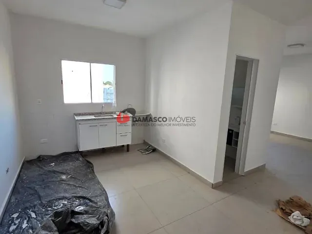 Kitnet para alugar, no bairro Osvaldo Cruz em São Caetano do Sul