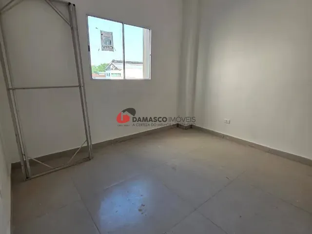 Kitnet para alugar, no bairro Osvaldo Cruz em São Caetano do Sul
