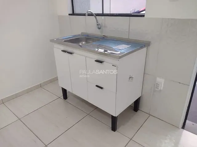 Kitnet 1 quarto e 1 banheiro, à venda, no bairro Lopes de Oliveira em Sorocaba