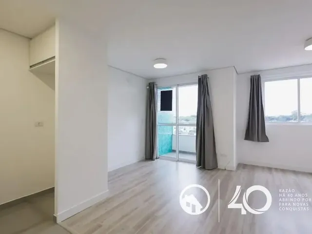 Kitnet 1 quarto e 1 banheiro, para alugar, no bairro Bom Retiro em Curitiba
