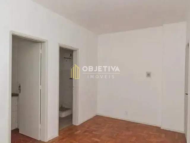 Kitnet com 28m² 1 quarto e 1 banheiro, à venda, no bairro Centro Histórico em Porto Alegre