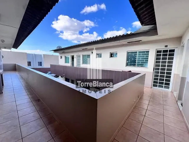 Kitnet com 19m² 1 quarto e 1 banheiro, à venda, no bairro Uvaranas em Ponta Grossa