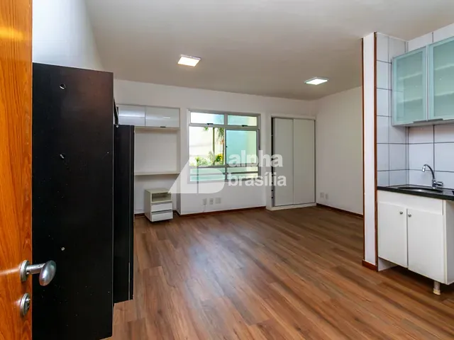 Kitnet com 25m² 1 quarto e 1 banheiro, à venda, no bairro Asa Norte em Brasília