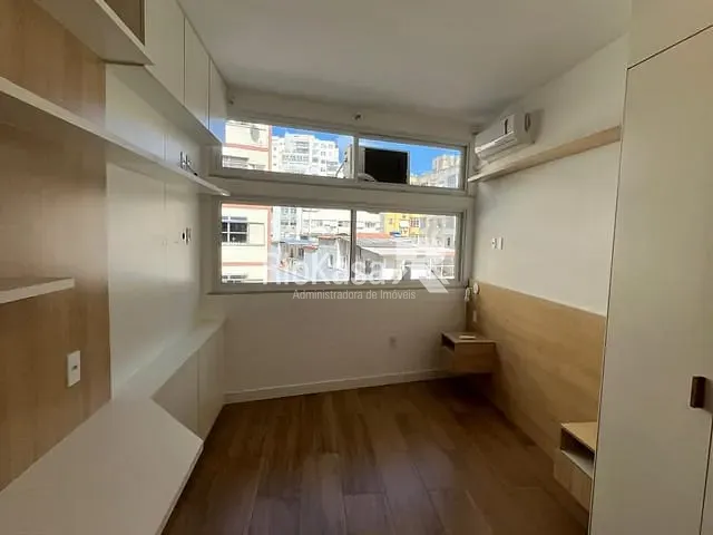 Kitnet 1 quarto e 1 banheiro, à venda, no bairro Santa Teresa em Rio de Janeiro