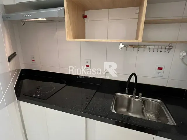 Kitnet 1 quarto e 1 banheiro, à venda, no bairro Santa Teresa em Rio de Janeiro
