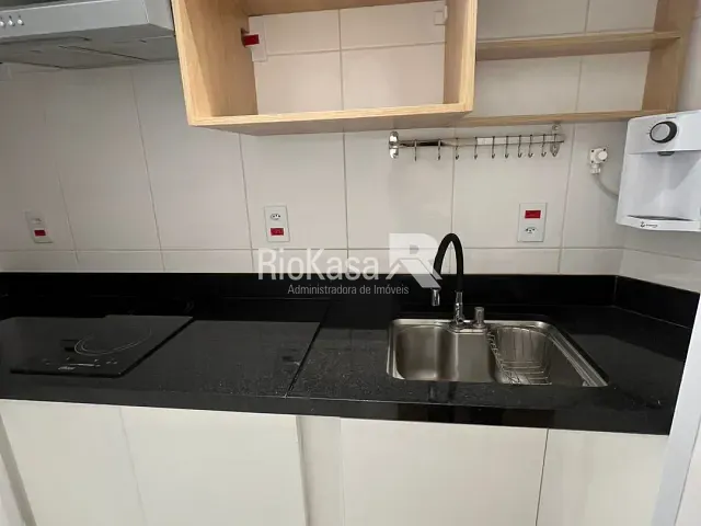 Kitnet 1 quarto e 1 banheiro, à venda, no bairro Santa Teresa em Rio de Janeiro